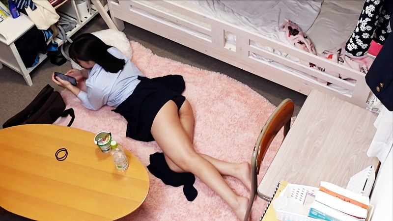 PMFT-465 - In Heat And Masturbating Like Crazy: The Girl With The Idol-Like Face